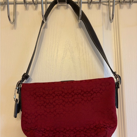 Coach Red Shoulder Bag with Black Strap - Picture 9 of 12